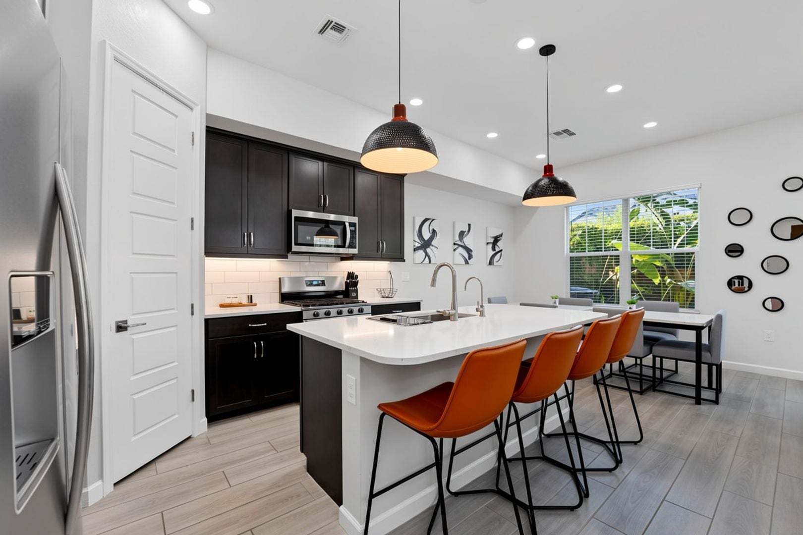 Building Photo - 5036 E Campo Bello Dr