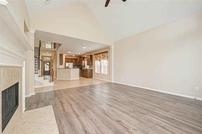 Building Photo - 26611 Glenrock Hills Dr