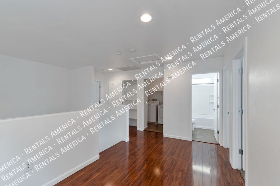 Building Photo - 14374 S Camino El Galan