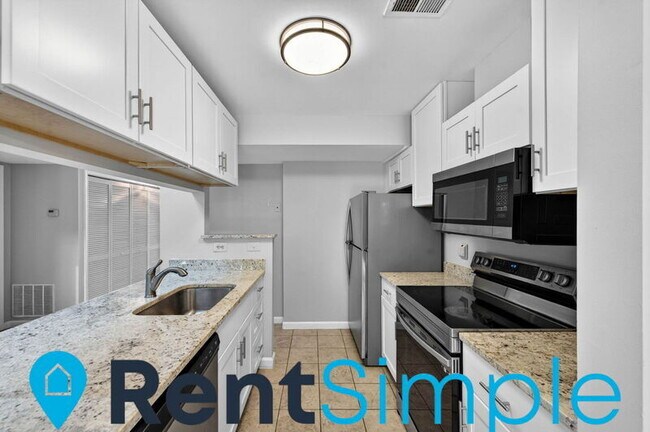 Building Photo - 6018 Creekstone Ln