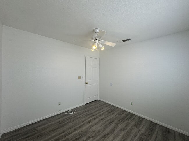 Building Photo - 7397 Winterpine Ave