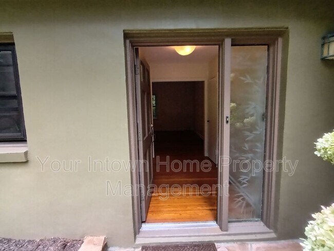 Building Photo - 1876 Mason Mill Rd