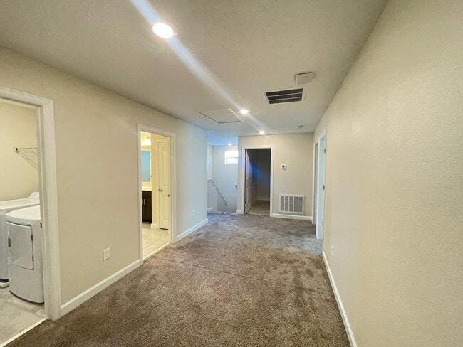 Building Photo - 10881 Longleaf Woods Dr