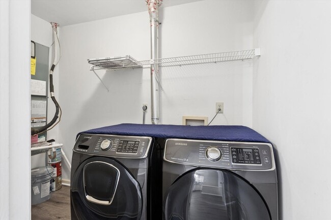 Building Photo - York County Condo Near NASA & Langley with Dual Suites + Sitting Area