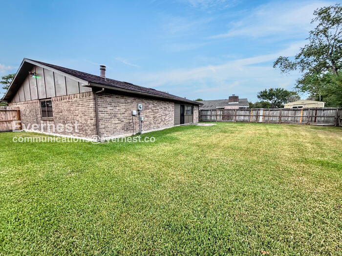 Building Photo - 5538 W Ridgecreek Dr