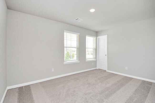 Building Photo - 27011 Bahia Grove Dr