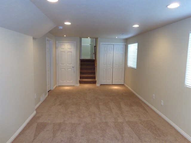 Building Photo - 2320 W 2150 S