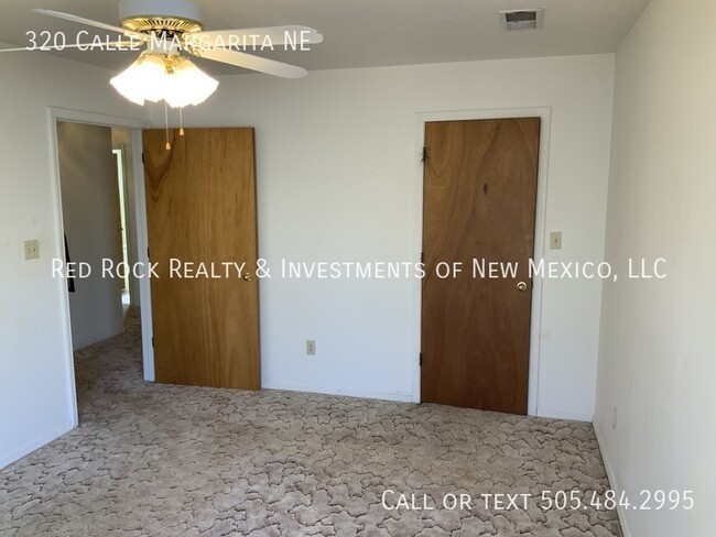 Building Photo - Single story 3BR/2BTH in Los Lunas!