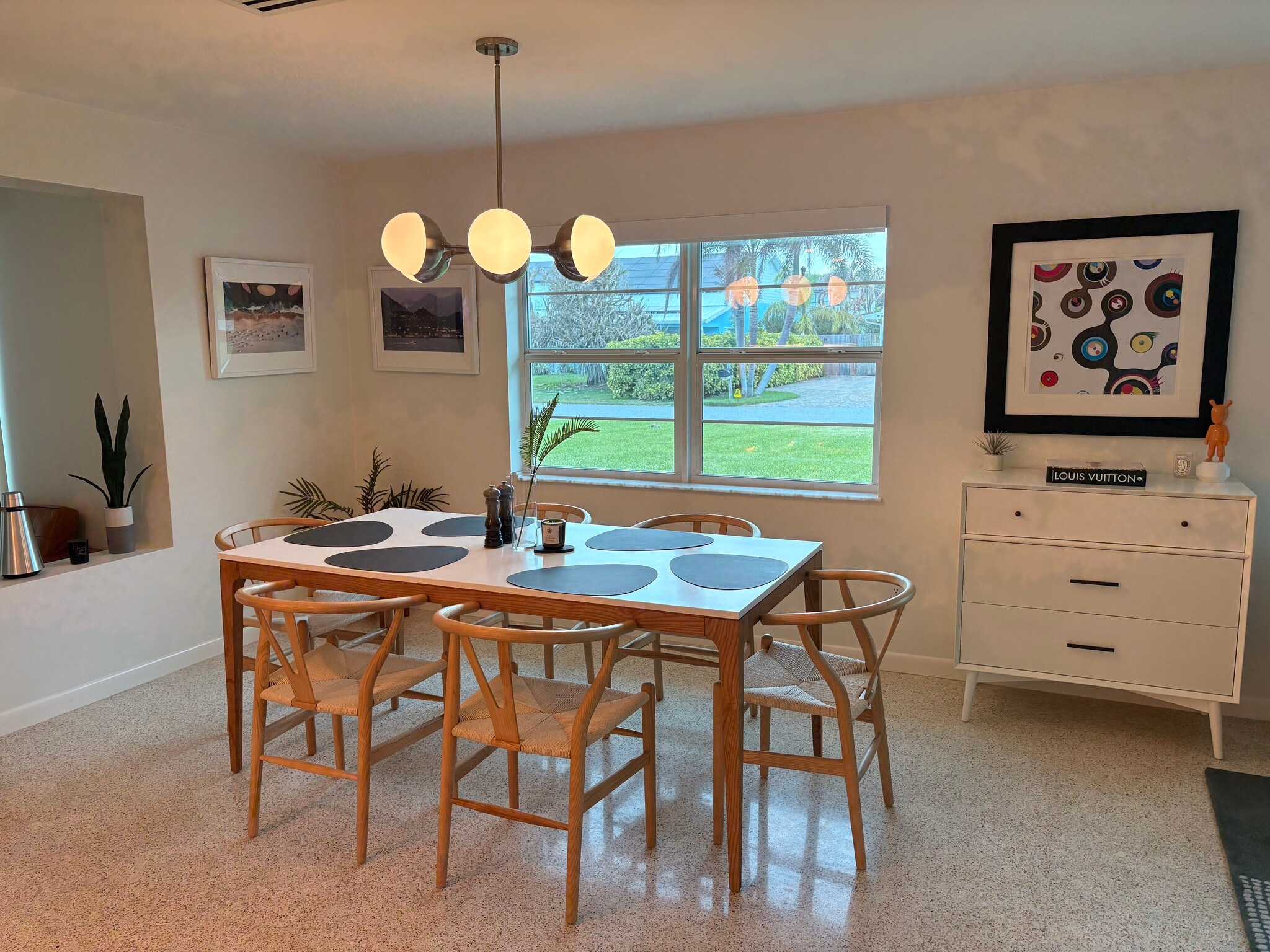 Building Photo - 301 3rd Ave