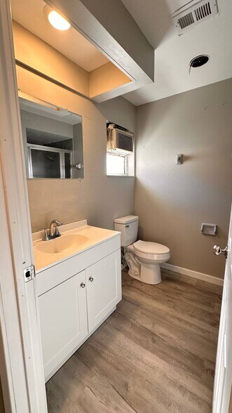 Building Photo - 314 Duncan Ln