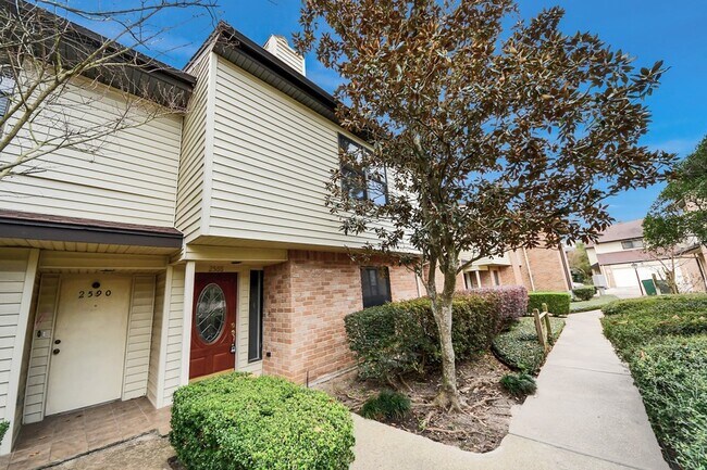 Building Photo - 2588 Bering Dr