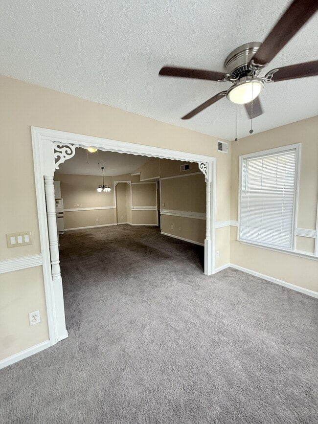 Building Photo - 8558 Hopkins Cir