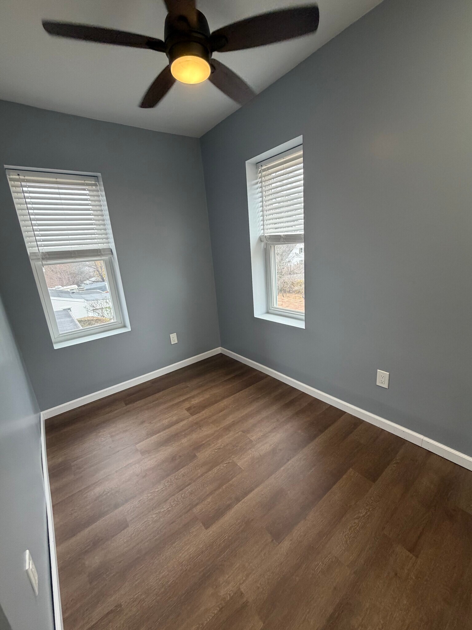 Building Photo - 326 Walnut St