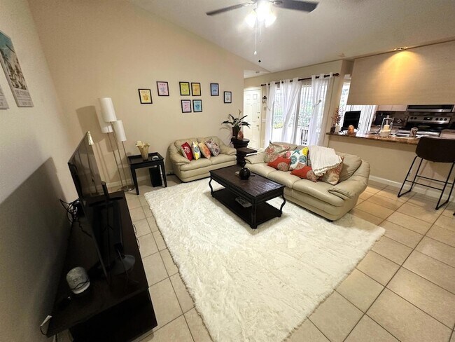 Building Photo - 1702 Silverleaf Oak Ct