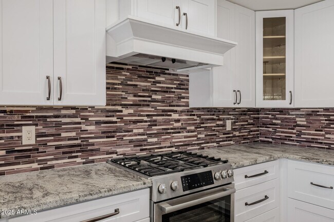 Building Photo - 16809 S 33rd Way