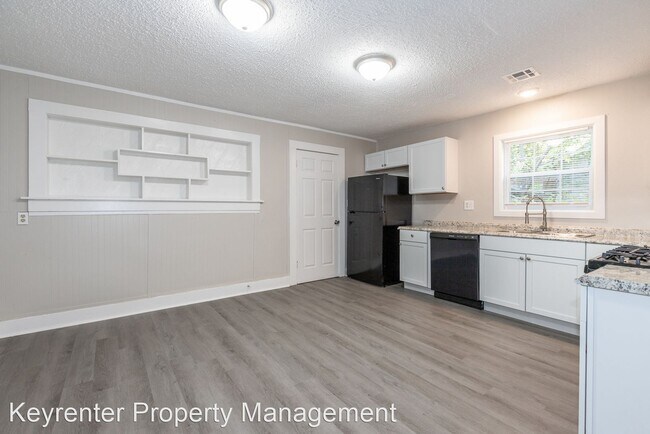 Building Photo - 3 br, 1 bath House - 443 S 53rd West Ave