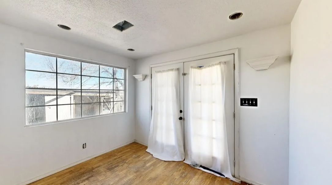 Dining room - 1206 Cuba Rd