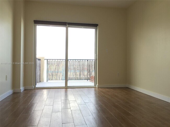 Building Photo - 3410 Coral Wy