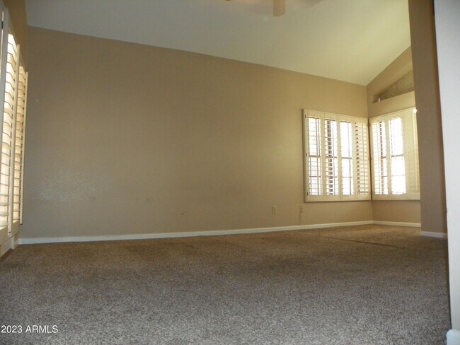 Building Photo - 7672 E Windrose Dr