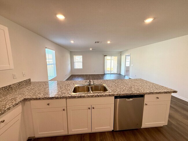 Building Photo - 2024 Construction 3 Bedroom Home in Cheyenne Meadows!