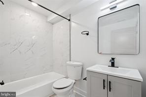 Building Photo - 4237 Mantua Ave