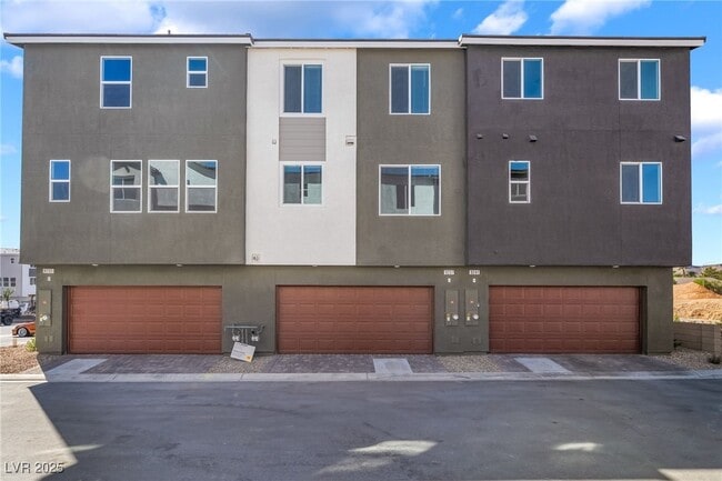 Building Photo - 9237 Soho Sky Ct