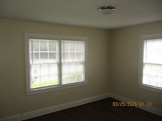 Building Photo - 1505 Palmyra Rd