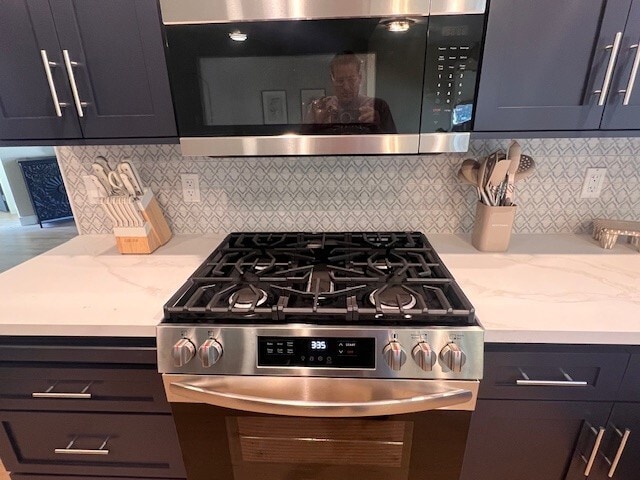 Building Photo - 900 N Player Ave