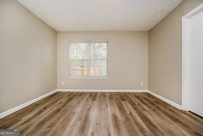Building Photo - 3068 Caliente Ln