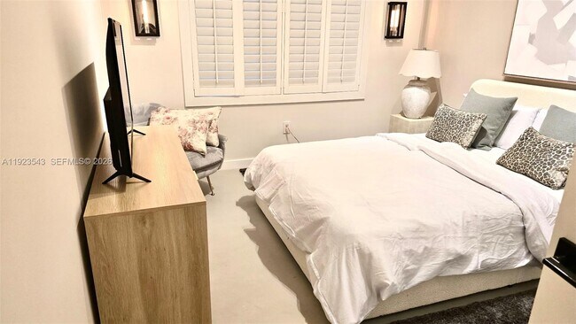 Building Photo - 375 Harbor Ct