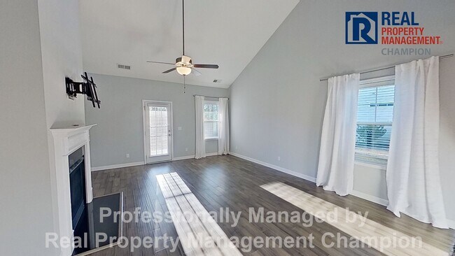 Building Photo - Former Model Home in Popular Grayson Park