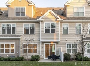 Building Photo - 905 Greenland Square