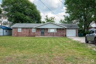 Building Photo - 3 Bedroom 2 Bath in Edna, KS