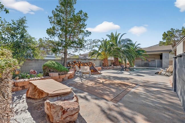 Building Photo - 3769 Erva St