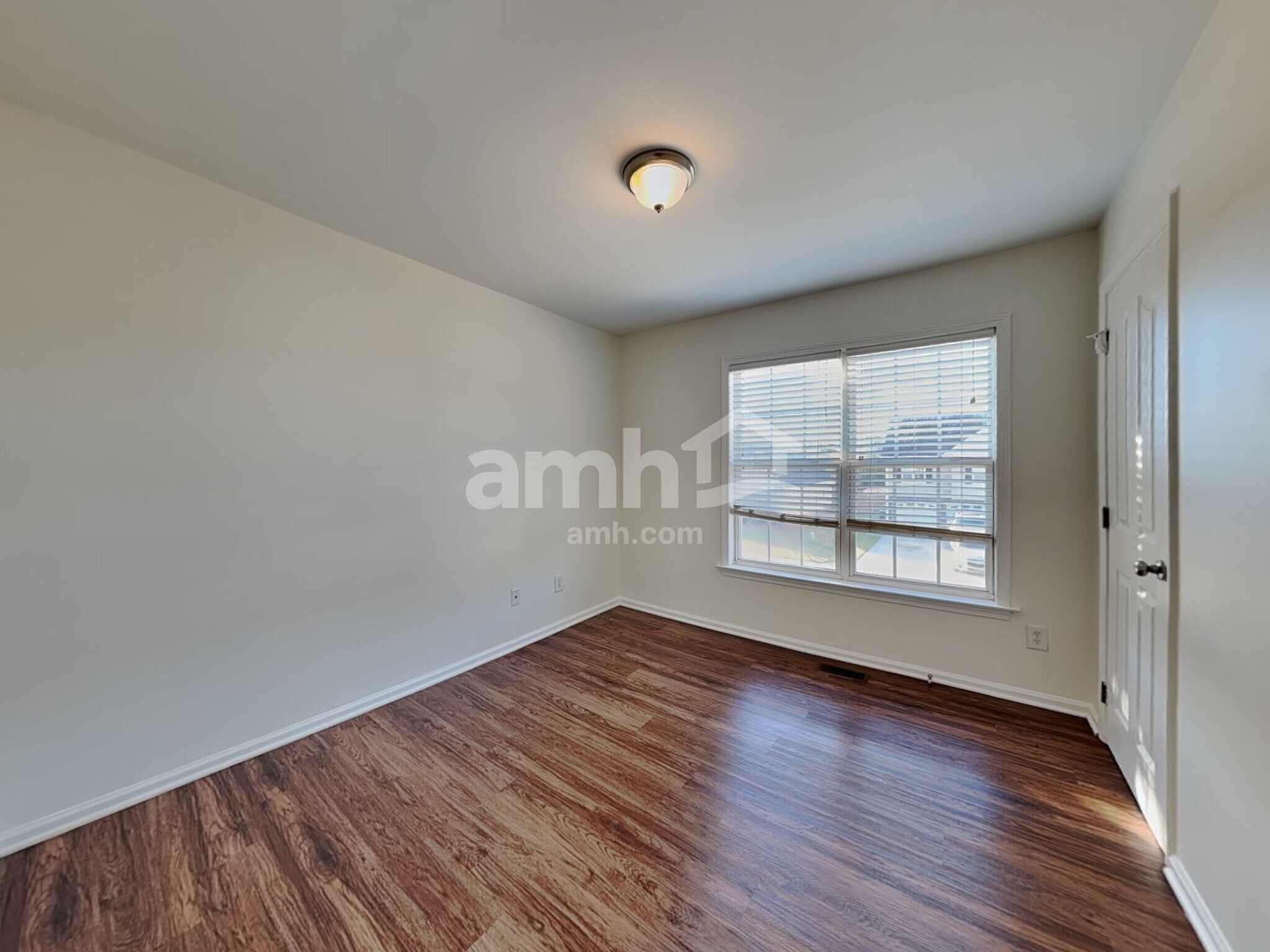 Building Photo - 2405 Joshua Ln