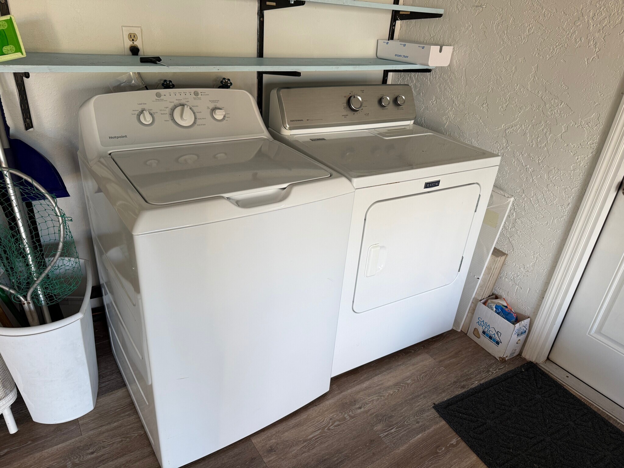 Building Photo - 105 N Bay Hills Blvd