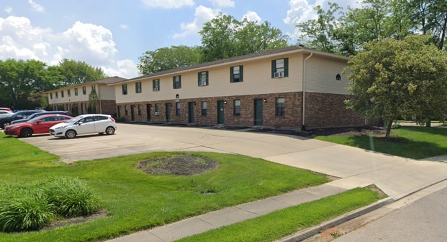 Building Photo - Spacious 2-Bedroom Living in a Quiet Commu...