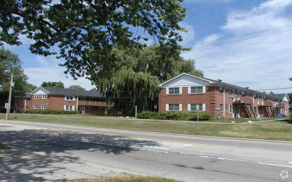 Building Photo - Palatine Park Apartments