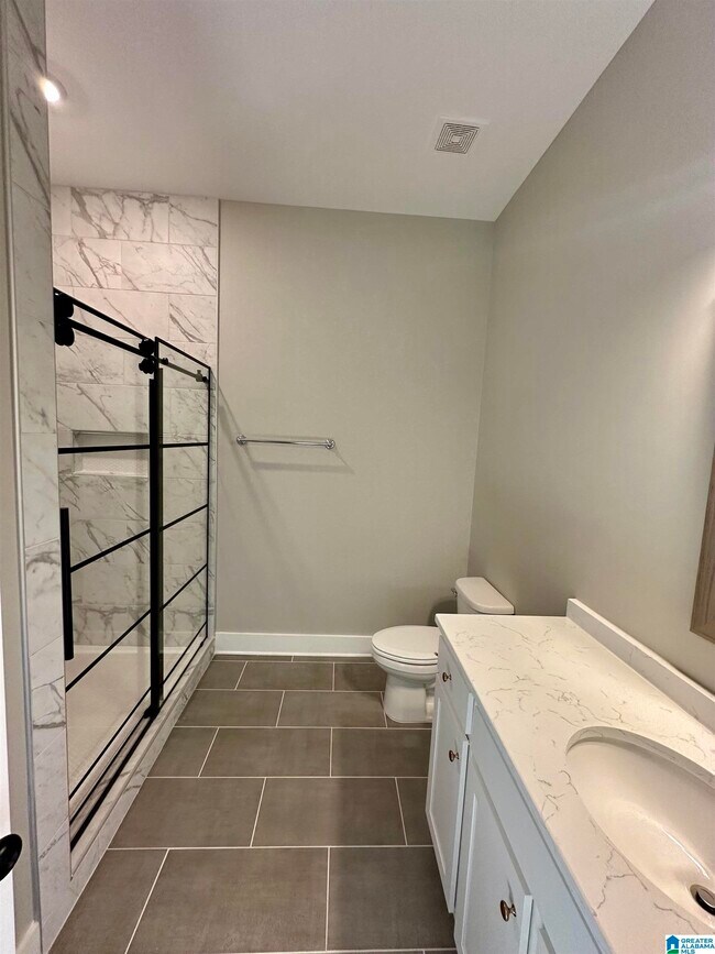 Building Photo - 1125 WINDSOR Sq