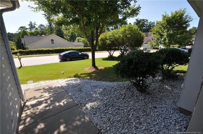 Building Photo - 1048 Dexter Ridge Dr