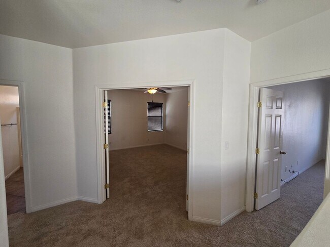Building Photo - 9164 Craven Ave