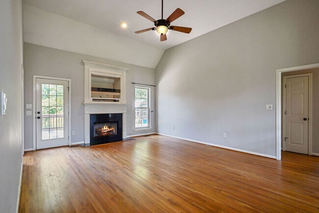 Building Photo - 3153 Cahaba Park Dr