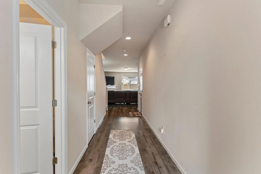 Building Photo - 7484 NW 163rd Ter