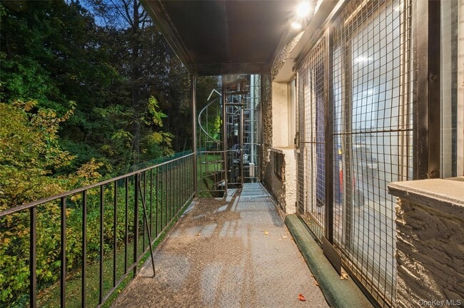 Building Photo - 57 Lorraine Terrace