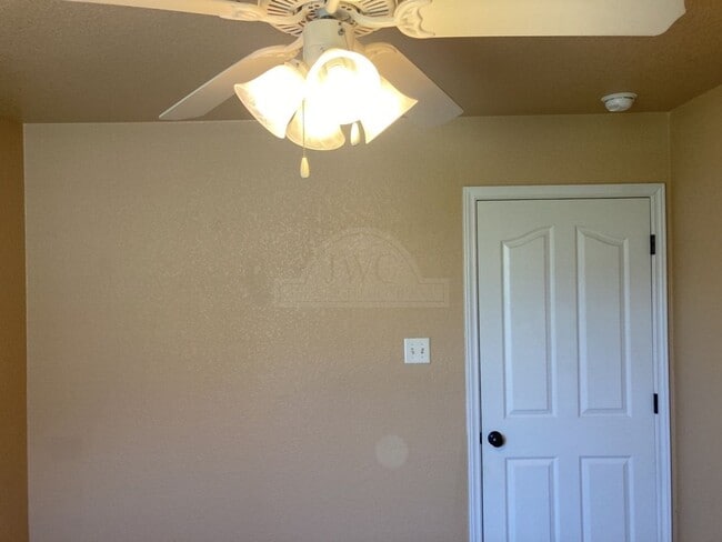 Building Photo - 4703 Autumn Valley Dr