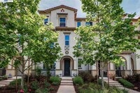 Building Photo - 842 Las Flores Rd