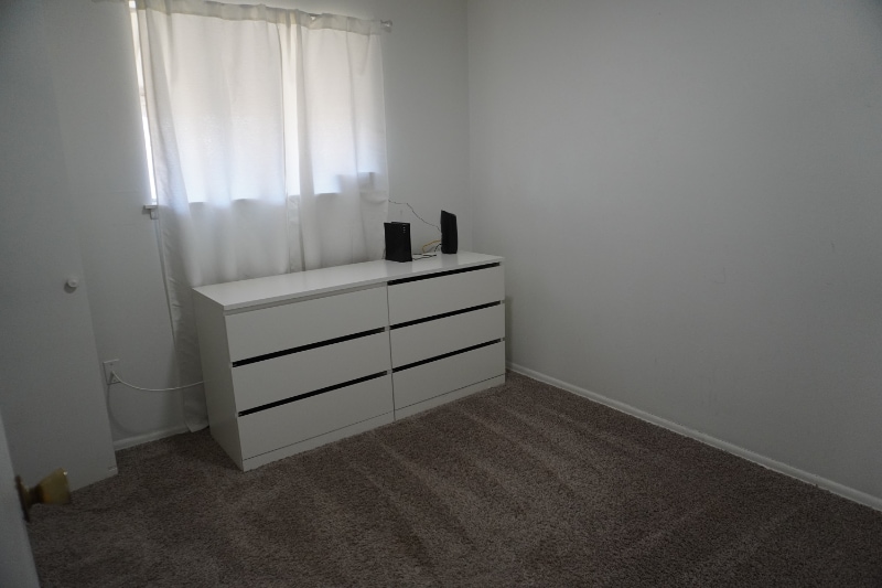 Building Photo - 223 Michelle Dr