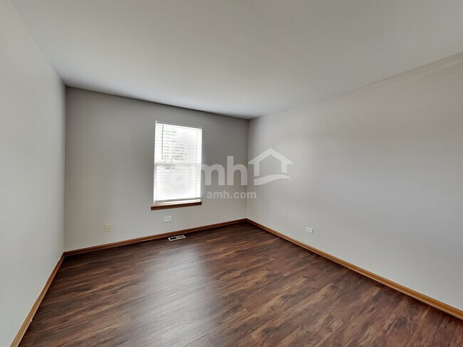 Building Photo - 1304 Partridge Dr