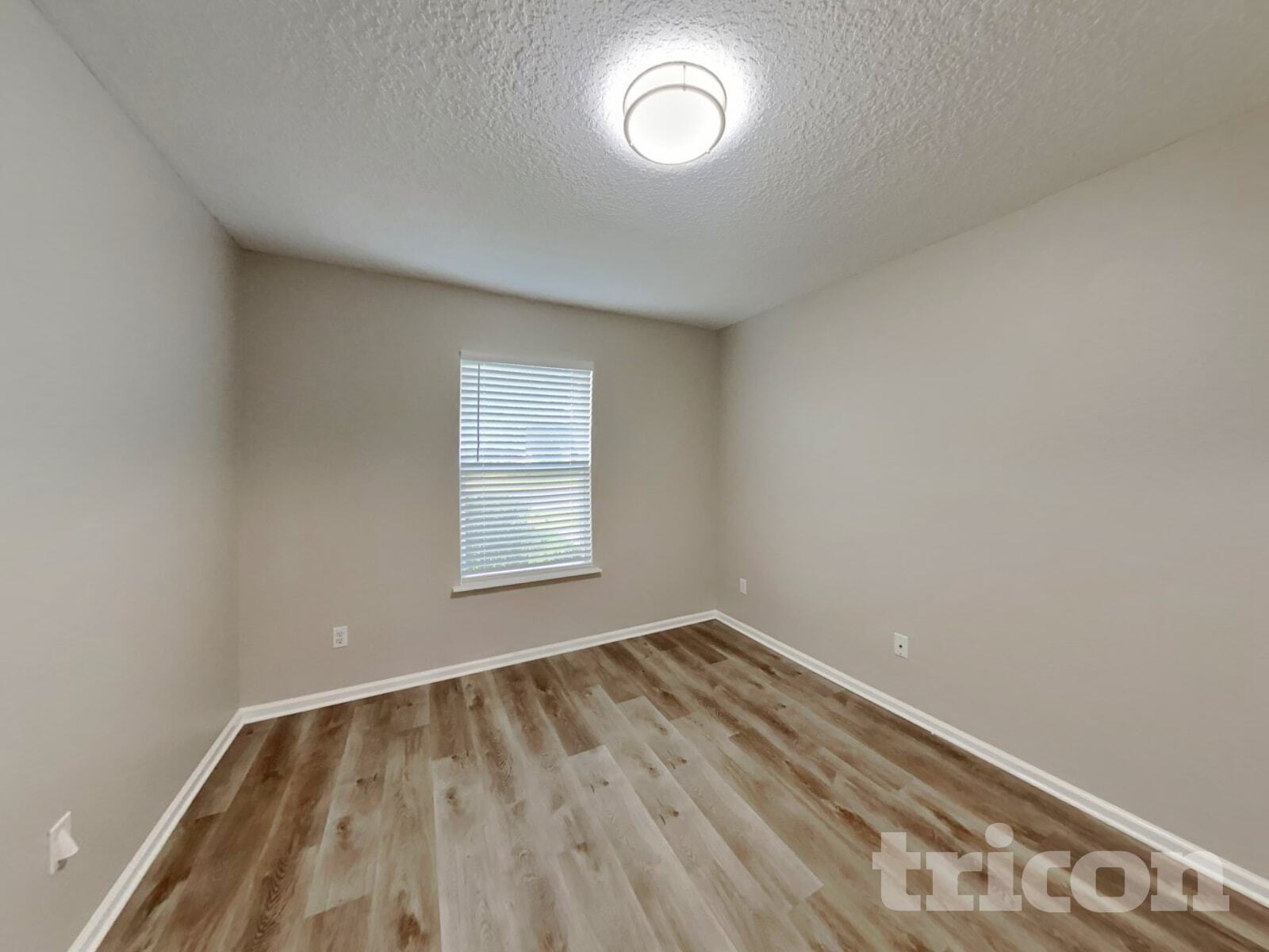 Building Photo - 757 Martin Lakes Dr E