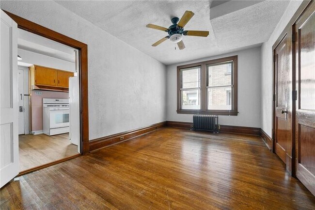 Building Photo - 1306 Ridge Ave